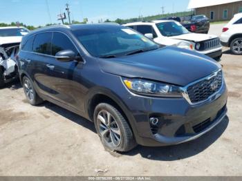  Salvage Kia Sorento