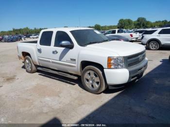  Salvage Chevrolet Silverado 1500