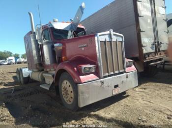  Salvage Kenworth W900