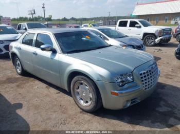  Salvage Chrysler 300