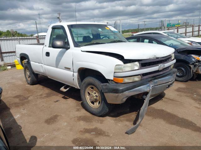  Salvage Chevrolet Silverado 2500