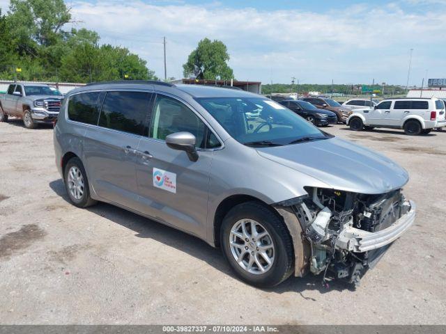  Salvage Chrysler Voyager