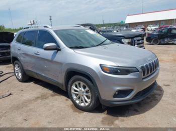  Salvage Jeep Cherokee