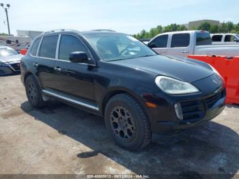  Salvage Porsche Cayenne