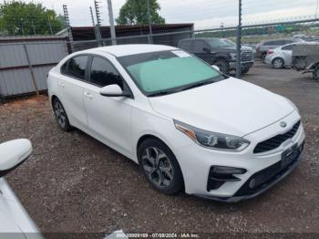  Salvage Kia Forte