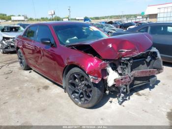  Salvage Chrysler 300