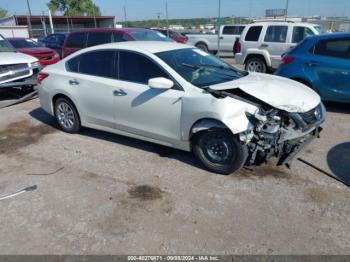  Salvage Nissan Altima