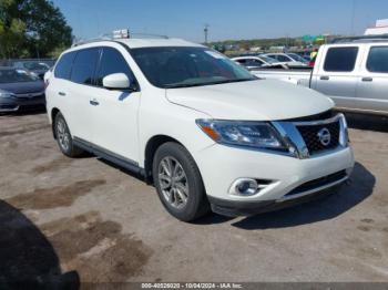  Salvage Nissan Pathfinder