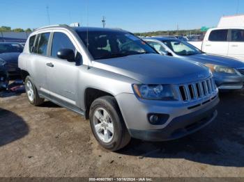  Salvage Jeep Compass