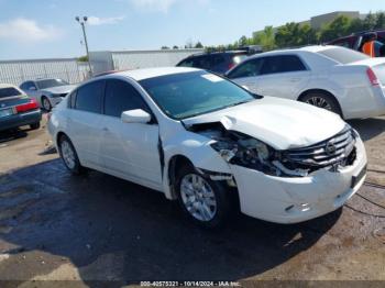  Salvage Nissan Altima