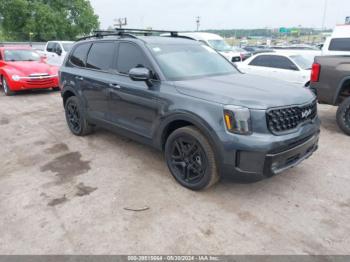  Salvage Kia Telluride