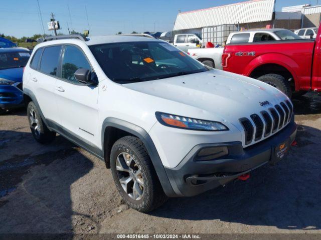  Salvage Jeep Cherokee