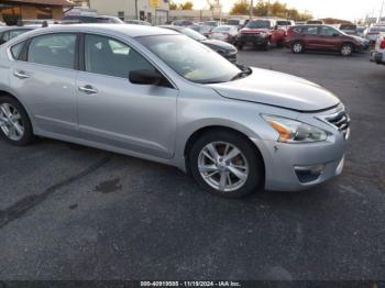  Salvage Nissan Altima