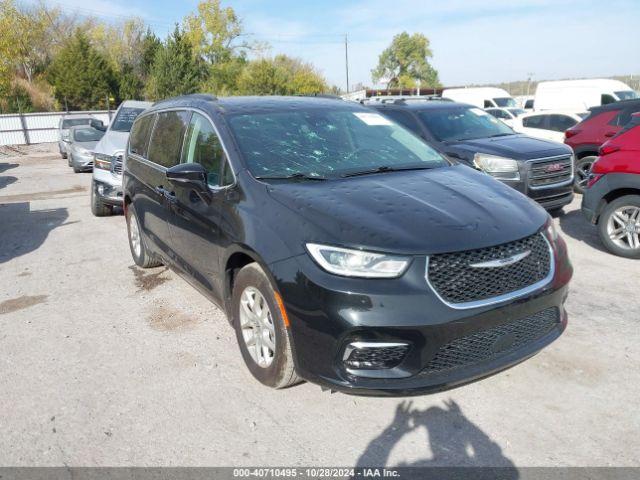  Salvage Chrysler Pacifica