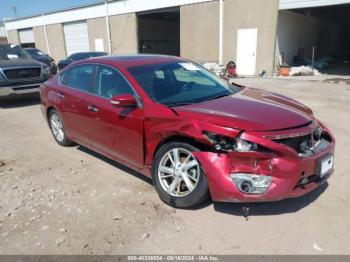  Salvage Nissan Altima