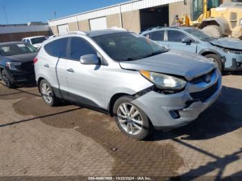  Salvage Hyundai TUCSON