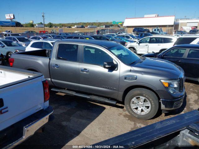  Salvage Nissan Titan