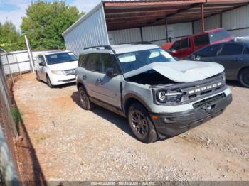  Salvage Ford Bronco