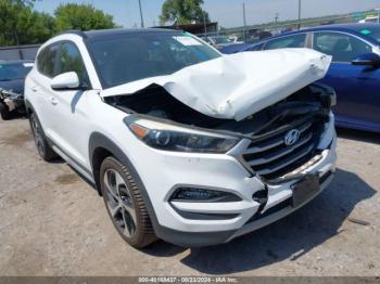  Salvage Hyundai TUCSON