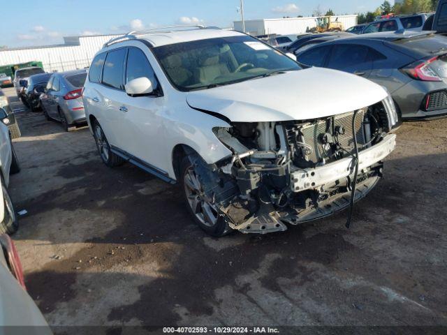  Salvage Nissan Pathfinder