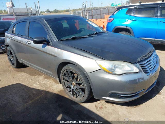  Salvage Chrysler 200