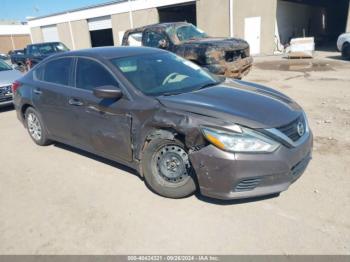  Salvage Nissan Altima