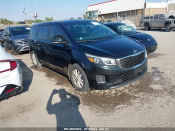  Salvage Kia Sedona