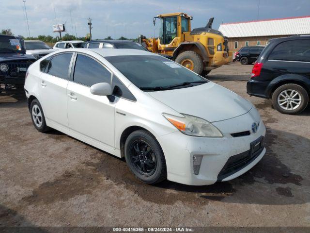  Salvage Toyota Prius