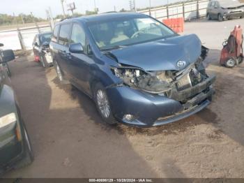  Salvage Toyota Sienna