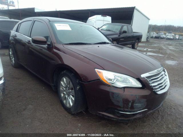  Salvage Chrysler 200