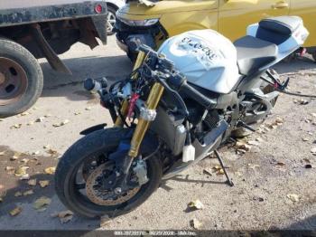  Salvage Suzuki Gsx-r750