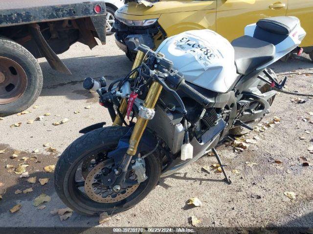  Salvage Suzuki Gsx-r750