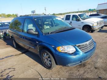  Salvage Chrysler Town & Country