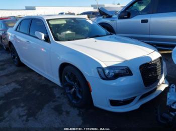  Salvage Chrysler 300