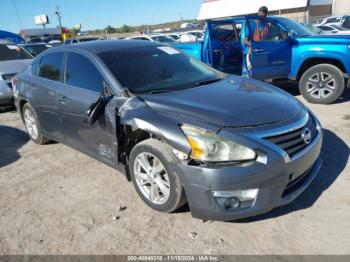  Salvage Nissan Altima