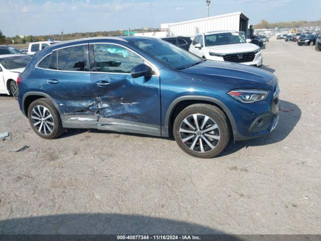  Salvage Mercedes-Benz GLA