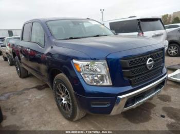  Salvage Nissan Titan