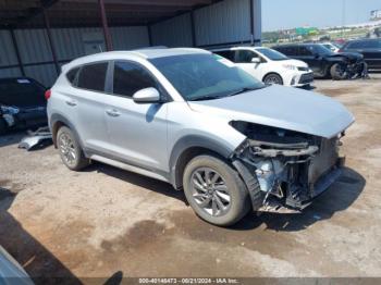  Salvage Hyundai TUCSON