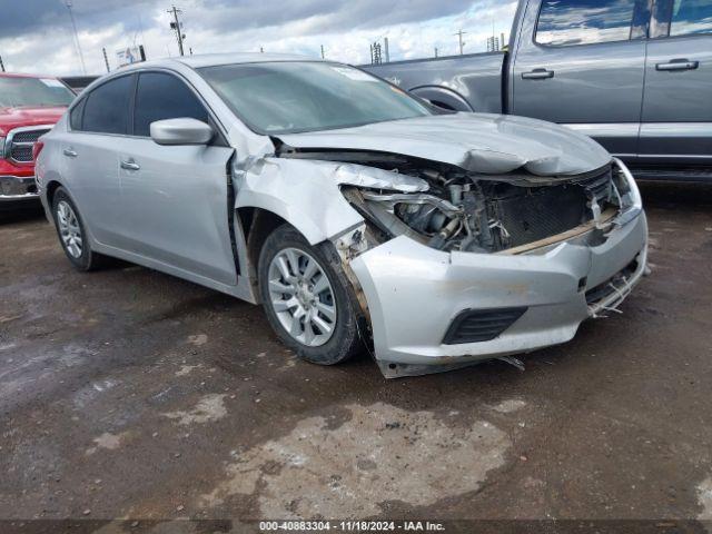  Salvage Nissan Altima