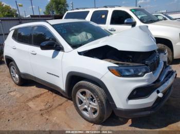  Salvage Jeep Compass