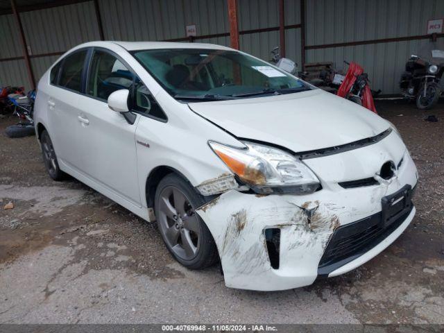  Salvage Toyota Prius