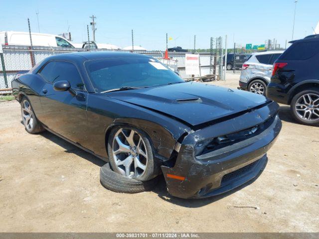  Salvage Dodge Challenger