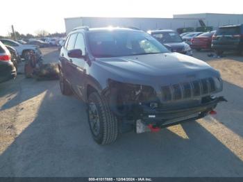  Salvage Jeep Cherokee