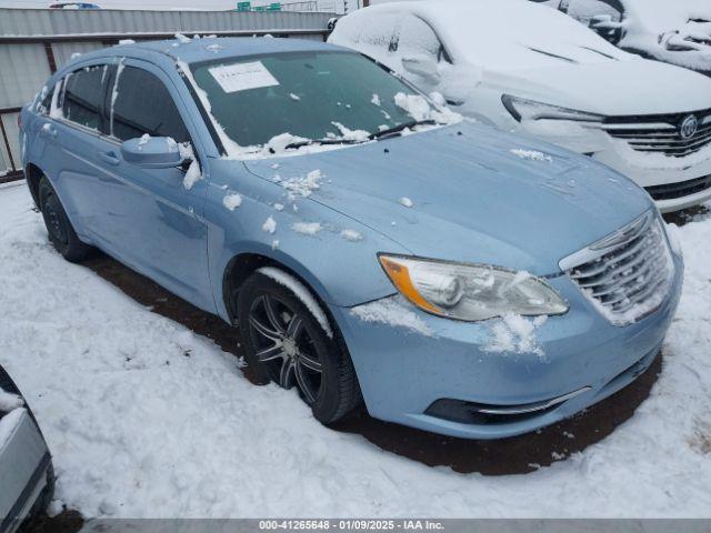  Salvage Chrysler 200