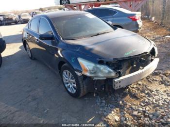  Salvage Nissan Altima