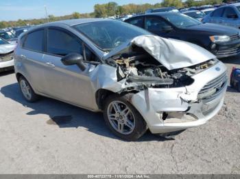  Salvage Ford Fiesta