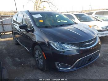  Salvage Chrysler Pacifica