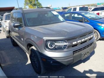  Salvage Ford Bronco