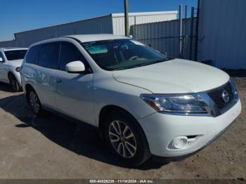  Salvage Nissan Pathfinder