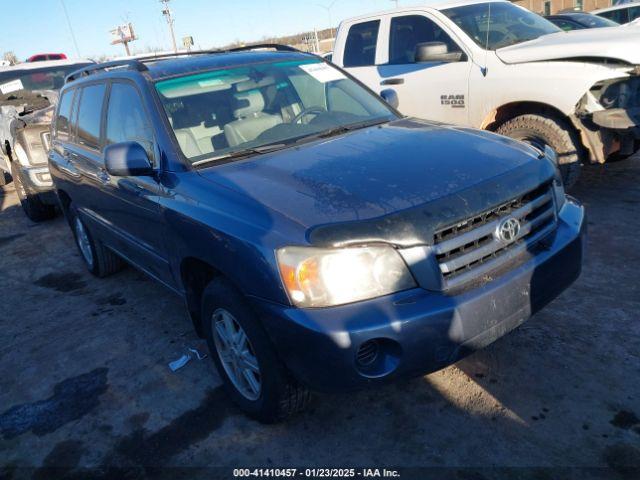  Salvage Toyota Highlander